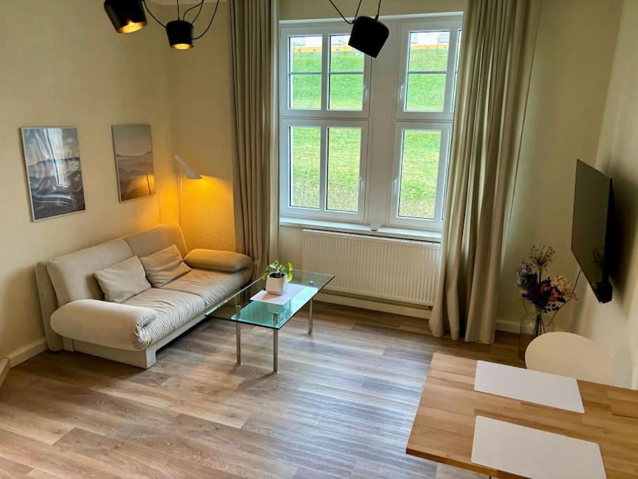 Gemuetliches Refugium Am Bahnhof - Perfekt Zum Erkunden Der Saechsischen Schweiz Apartment Sebnitz Exterior photo
